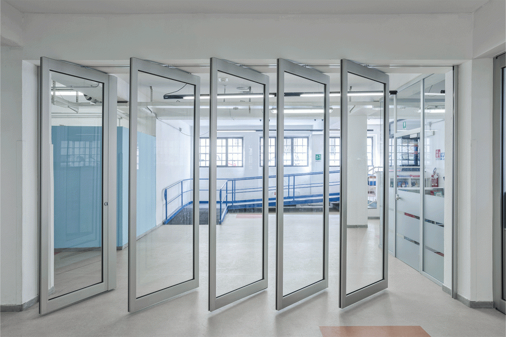 pareti manovrabili vetrate